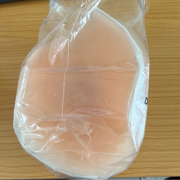 Fashion Forms Strapless Sticky Plunge Bra - Picture 5 of 10